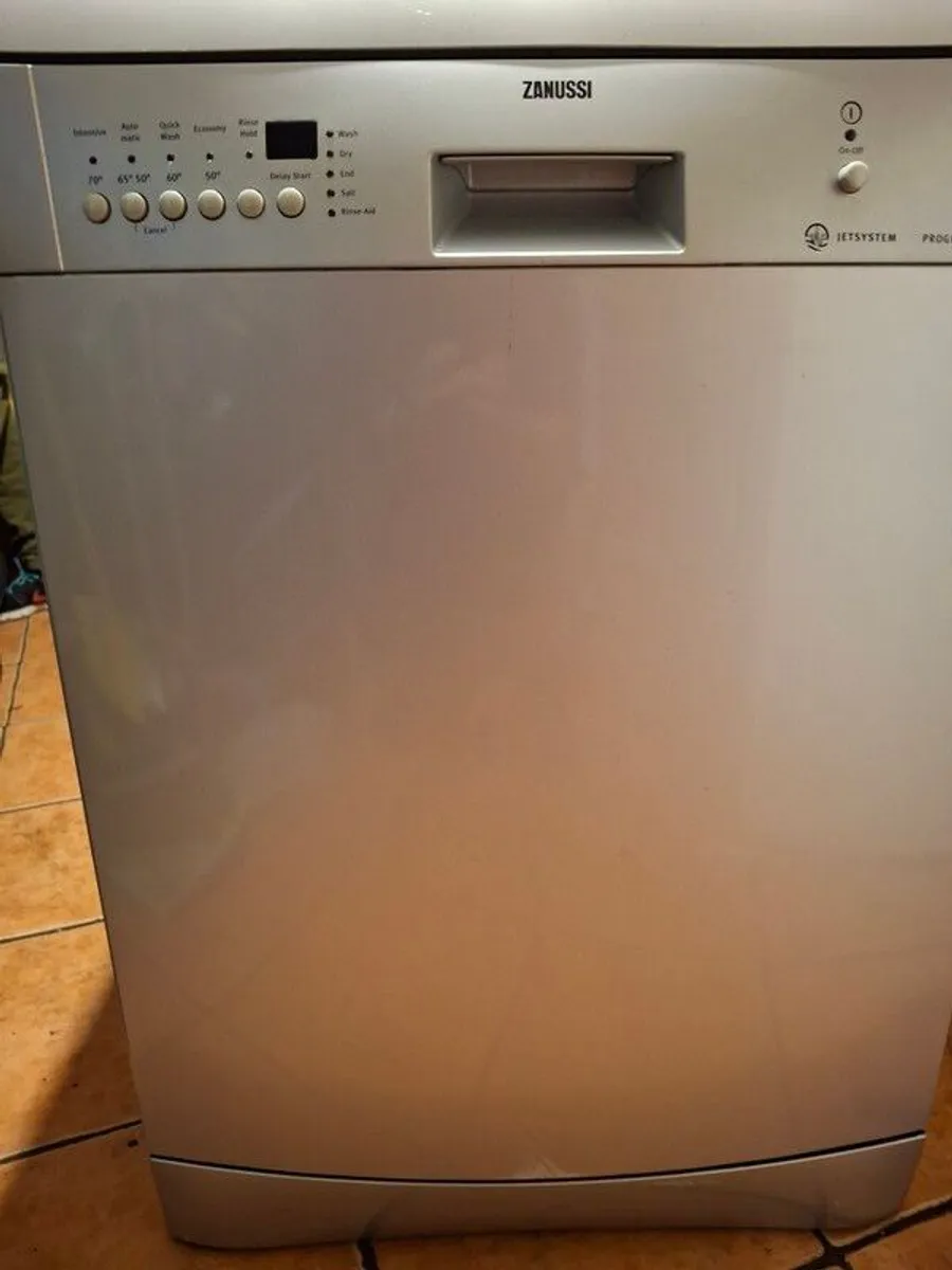 Dishwasher - Image 1