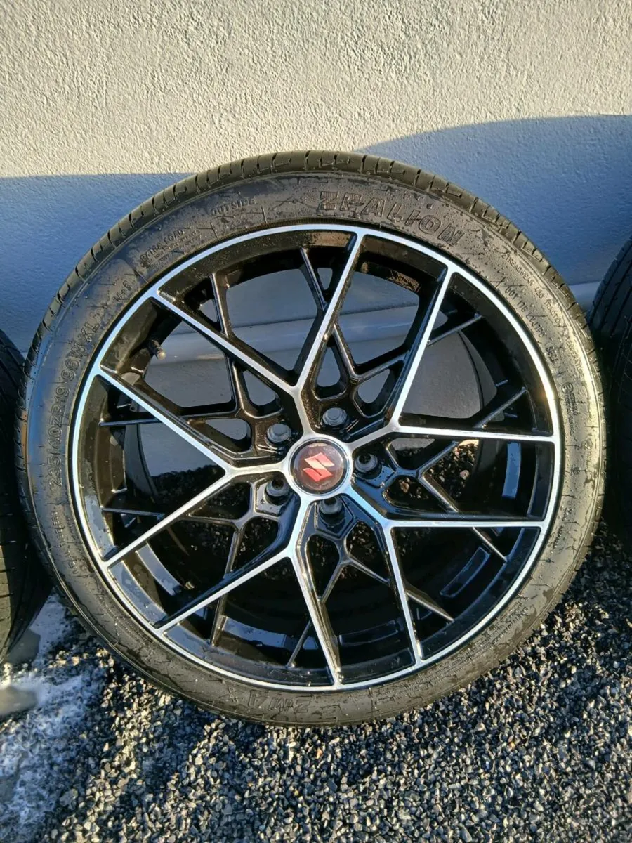 Alloy wheels - Image 2