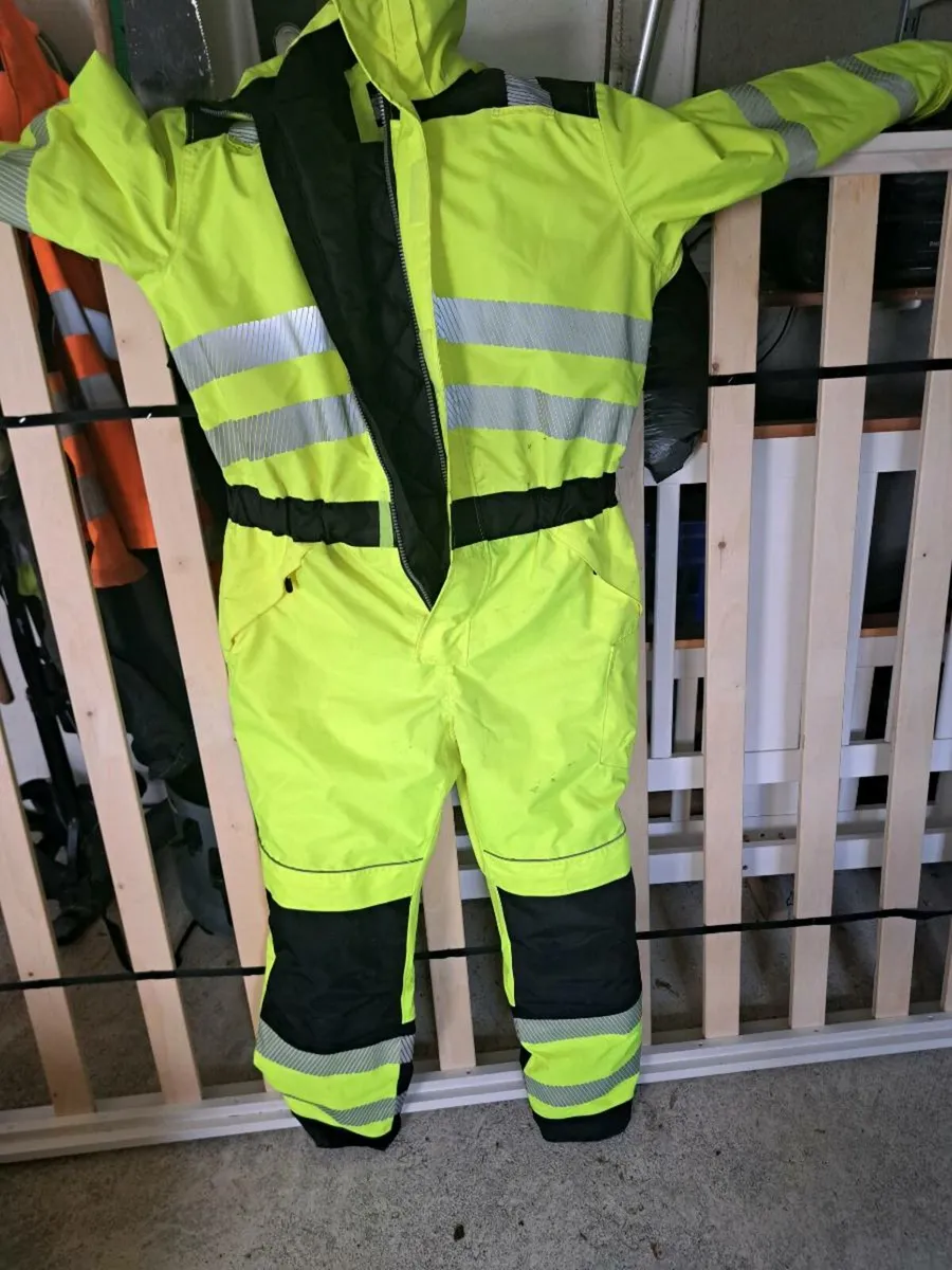 Hi viz Winter Protection - Image 4