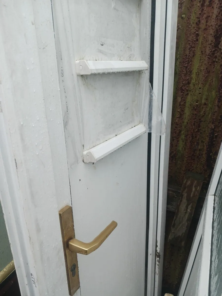 Pvc doors seconhand - Image 2