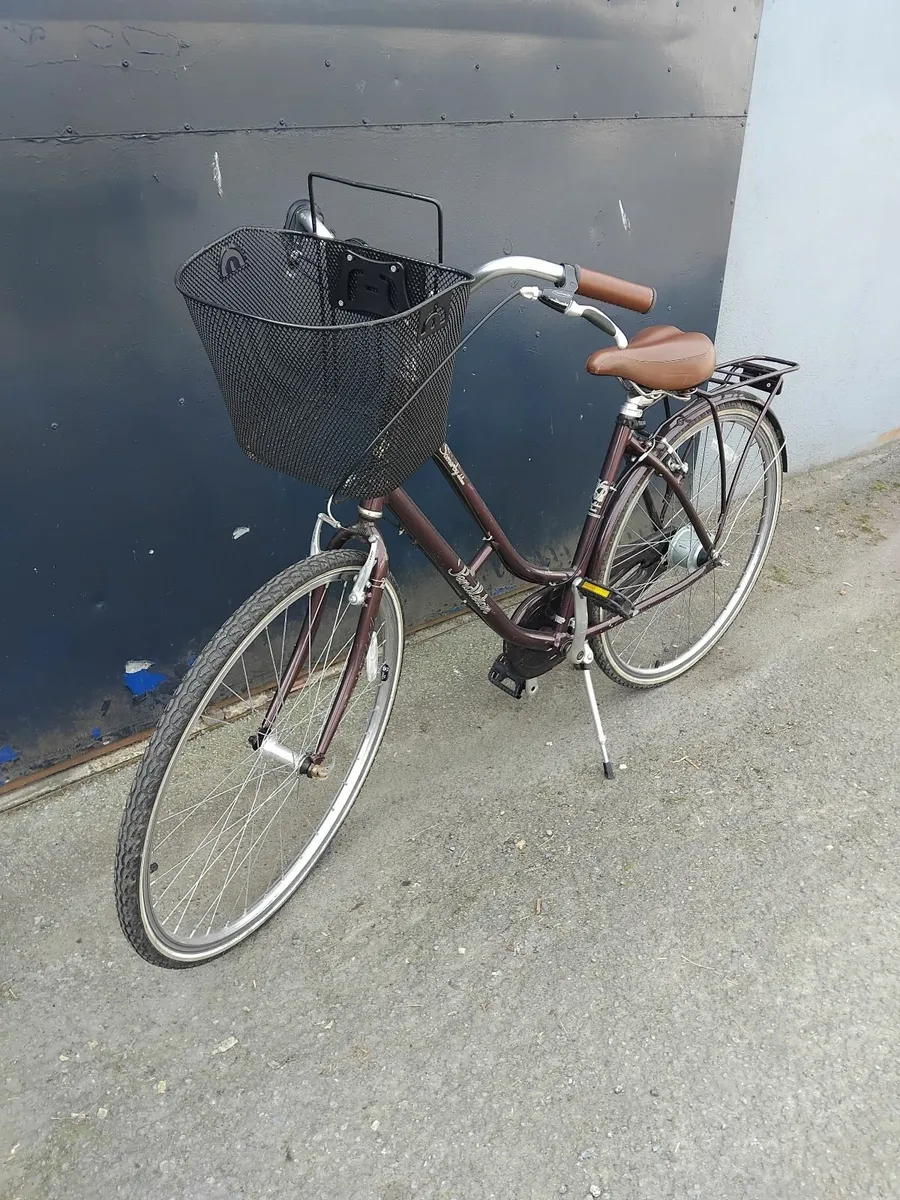 PENDLETON 28INCH ladies bike priced - Image 3