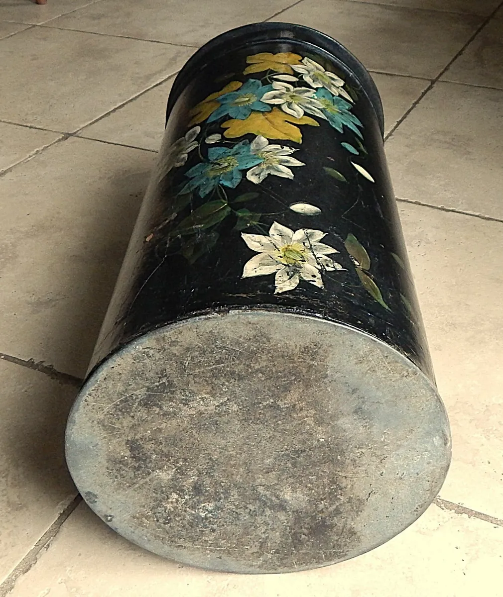 Vintage Hand Painted Papier Mache Umbrella Stand - Image 4