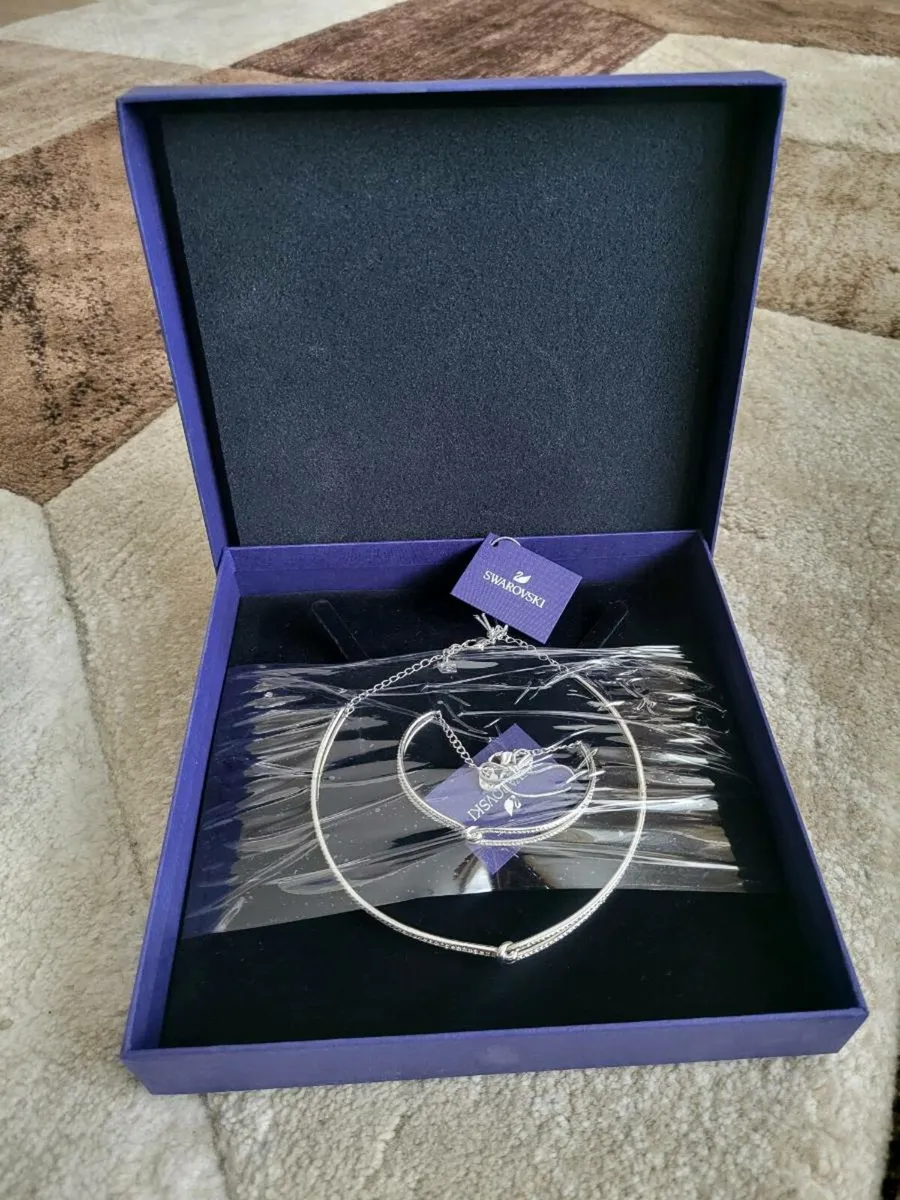 SWAROVSKI Crystal Choker & Bangle set - Image 4