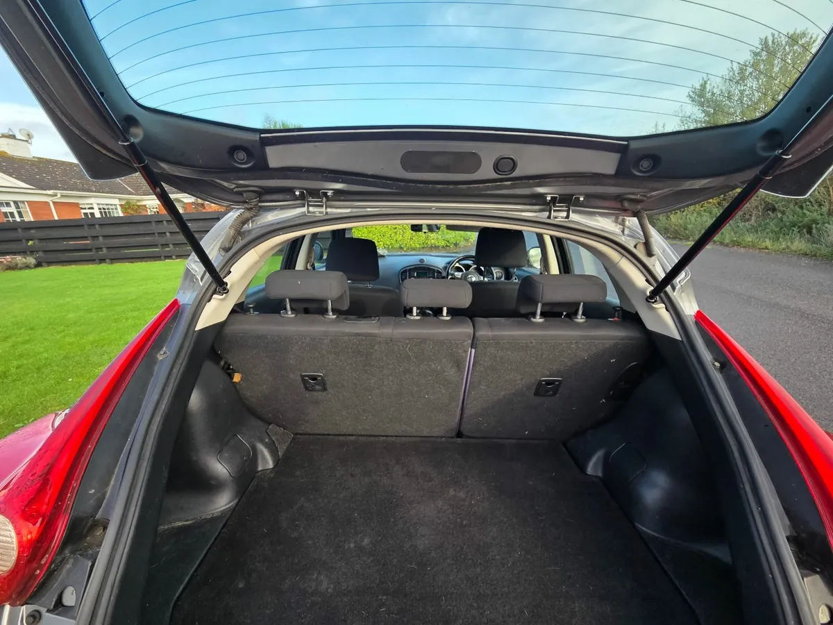 Nissan Juke 2011 - Image 1