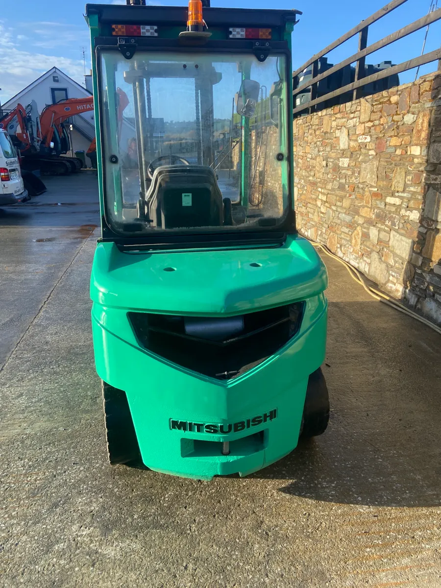 Mitsubishi Forklift - Image 2