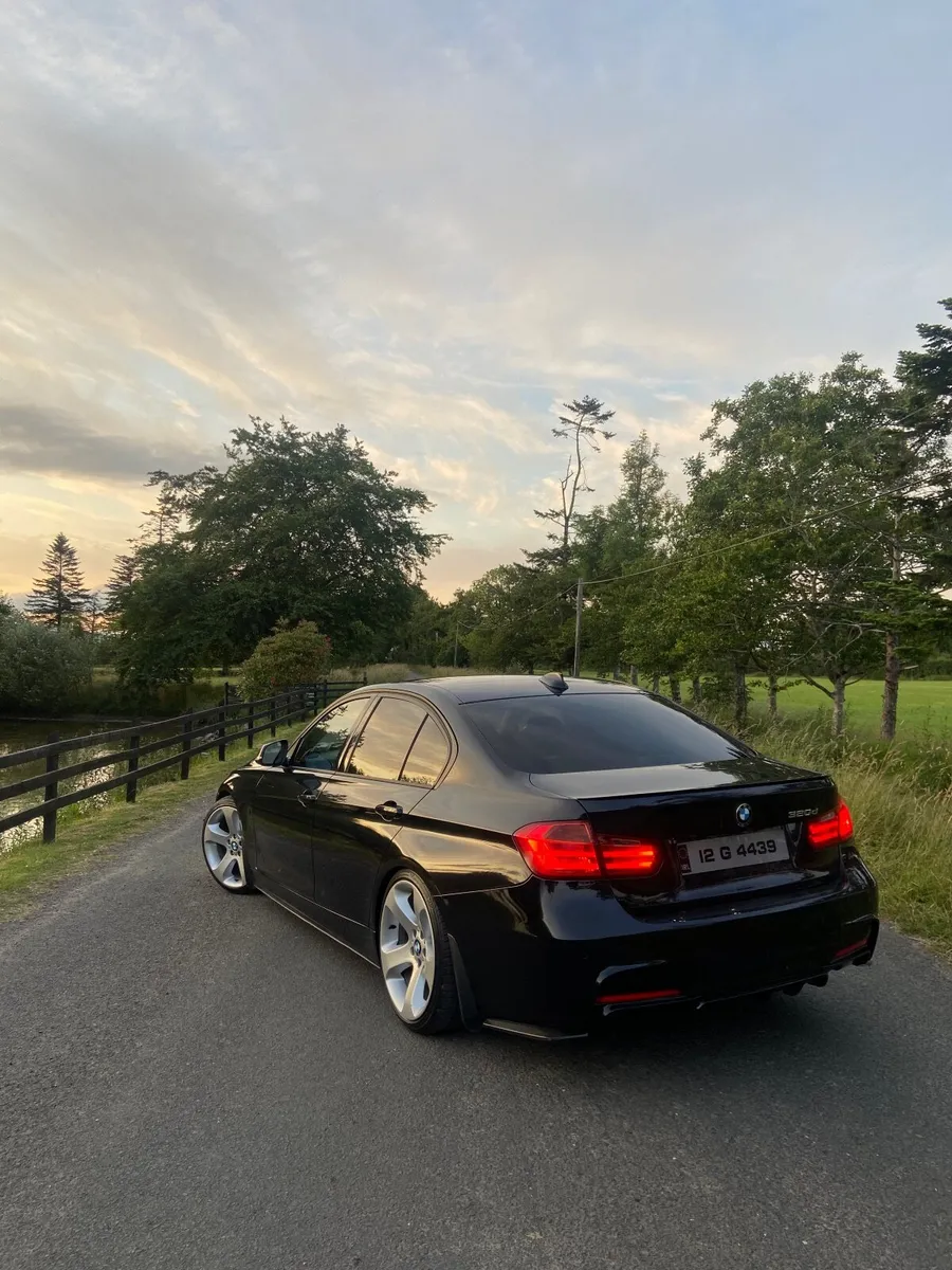 BMW 3-Series 2012 - Image 3