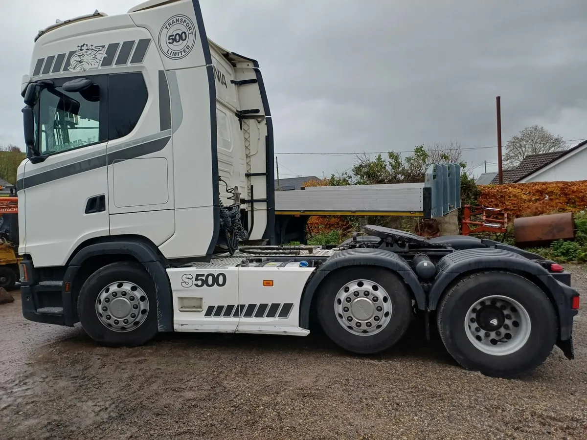 Scania S500 6x2  & Mac StepFrame Tri-Axle - Image 3