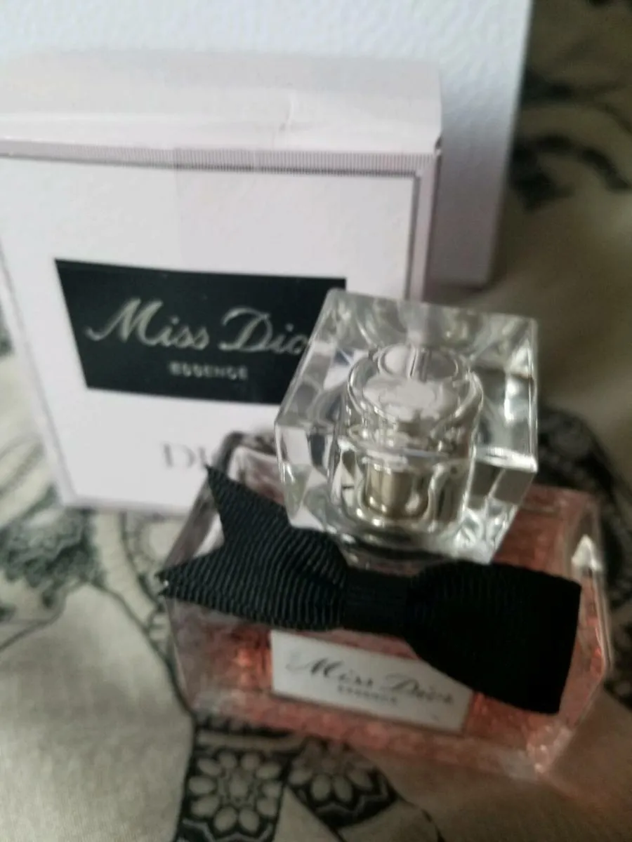 Miss Dior Essence perfume with box and bag - Image 4