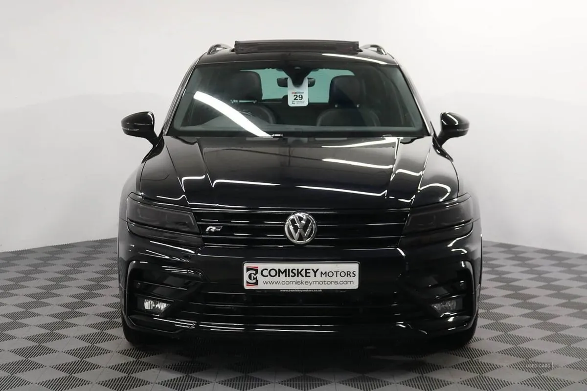 Volkswagen Tiguan TDI R-line Tech - Image 2