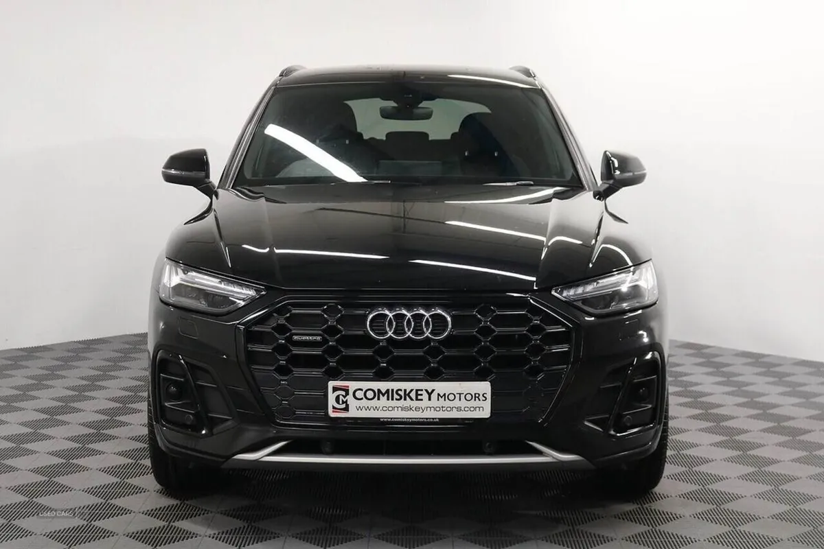 Audi Q5 TDI S Line - Image 2