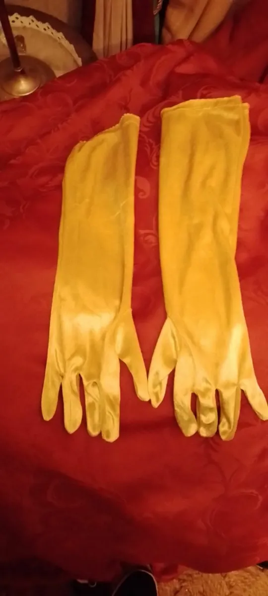 Crossdresser? Lingerie leatherlook etc - Image 4