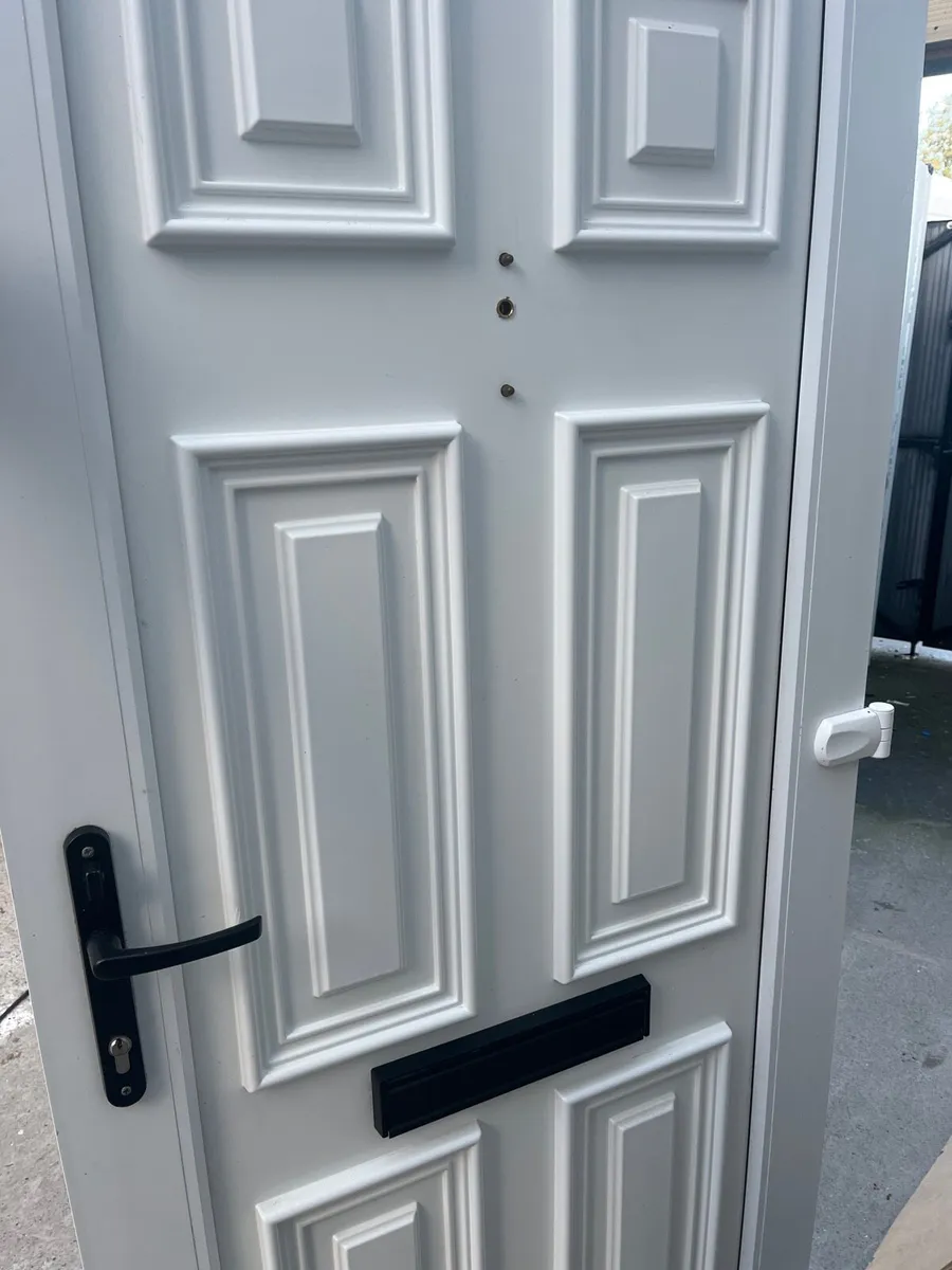PVC door - Image 4