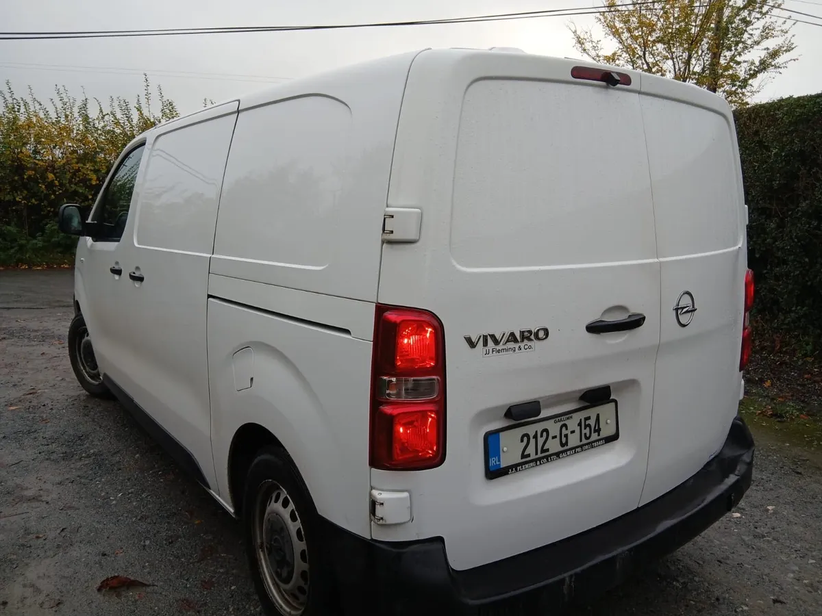 2021 (212) opel vivaro - Image 3