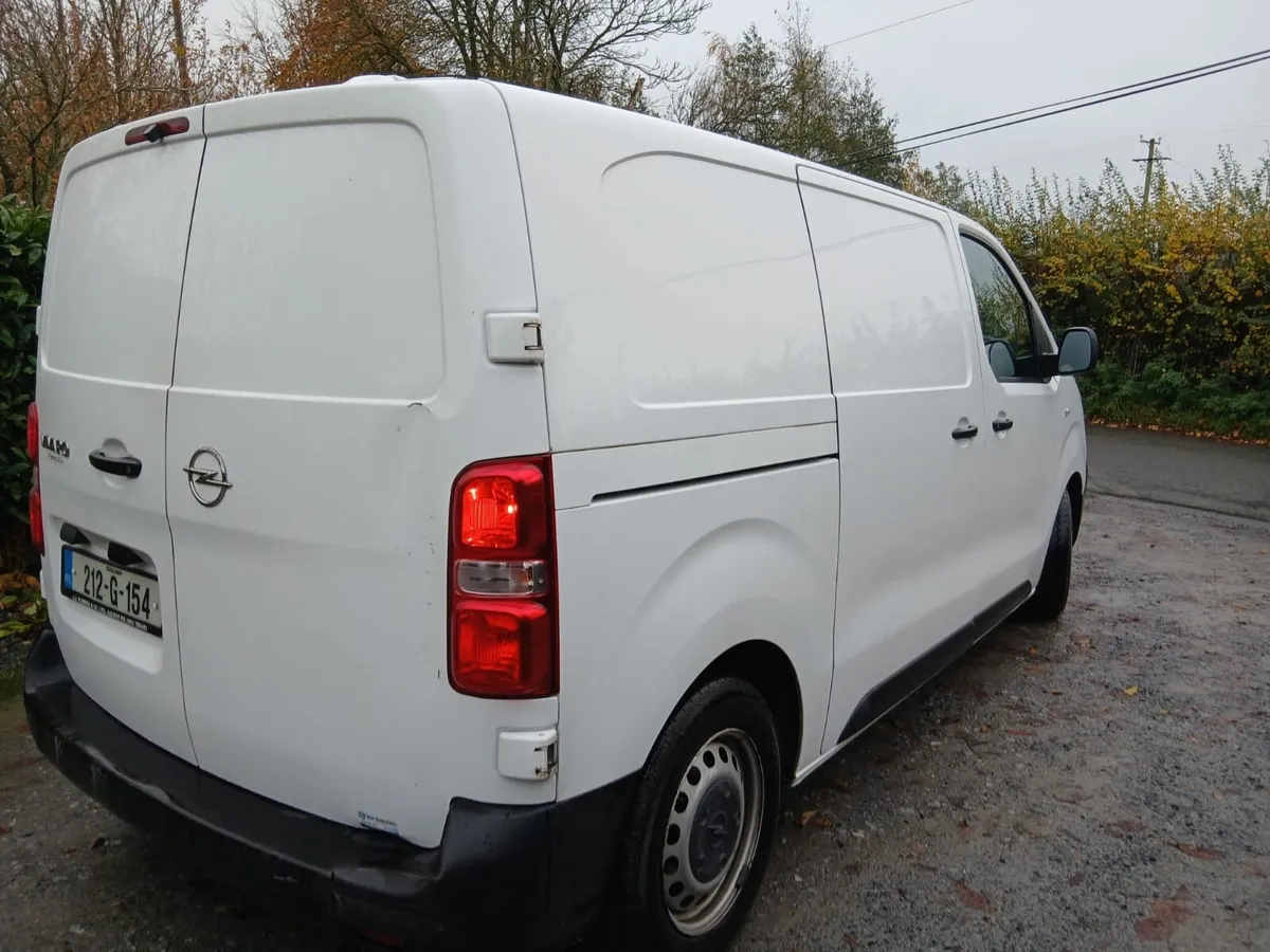 2021 (212) opel vivaro - Image 4