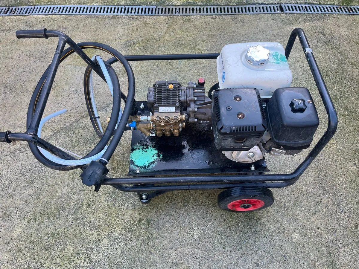 Honda power washer 3000 psi - Image 2