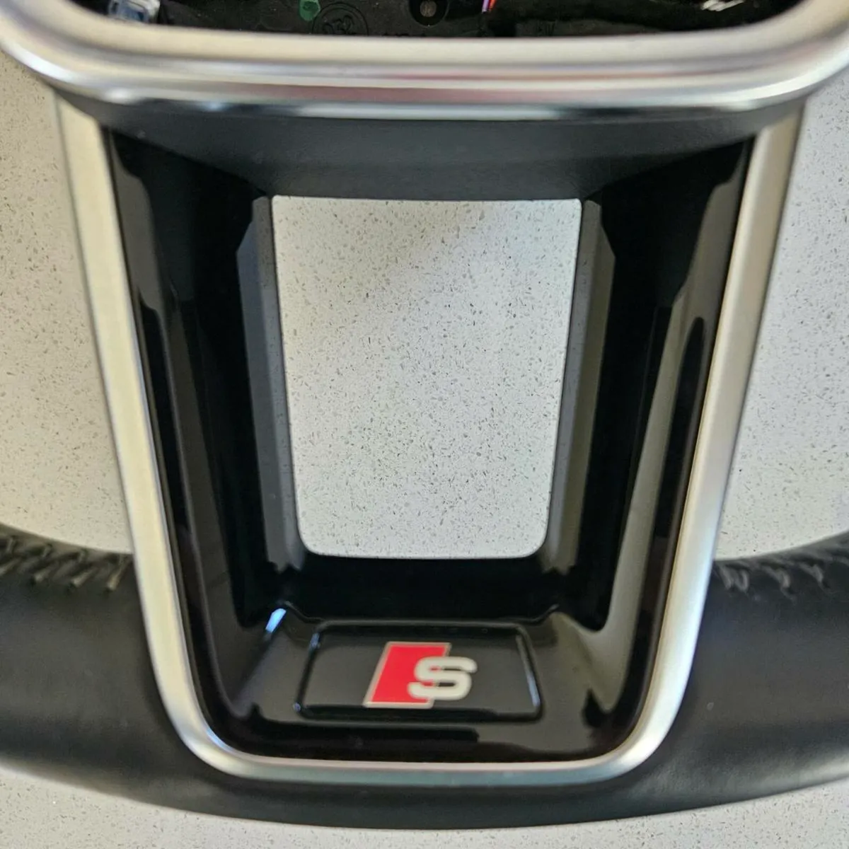 AUDI A6 C8 S LINE STEERING WHEEL MULTIFUNCTIONAL - Image 4