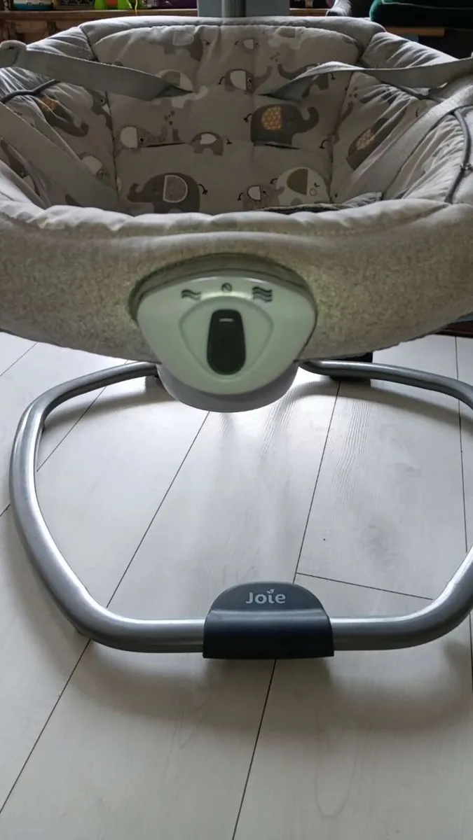 Joie Serena baby swing seat - Image 3