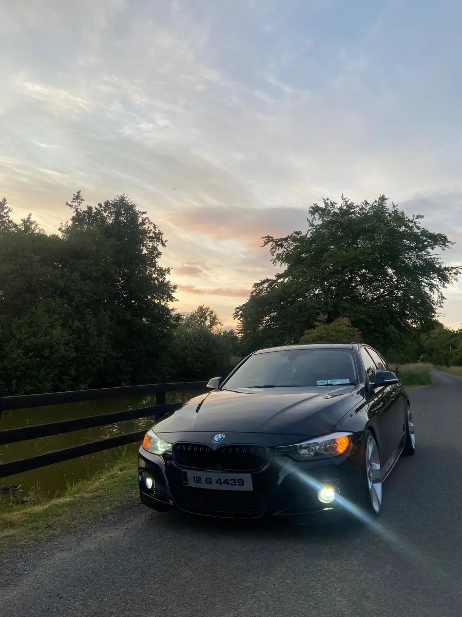 BMW 3-Series 2012 - Image 2