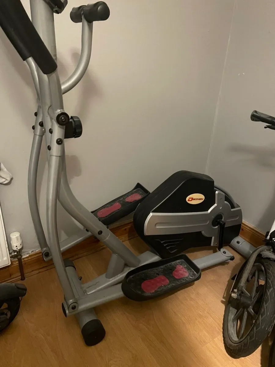 Cross trainer - Image 1