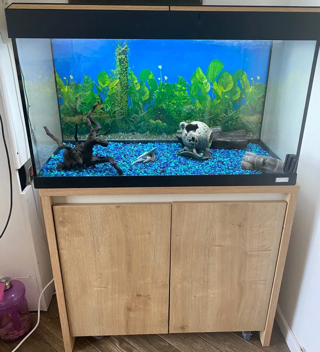 Aquarium and cabinet Fluval Roma LED, 80x35x45 - Image 3
