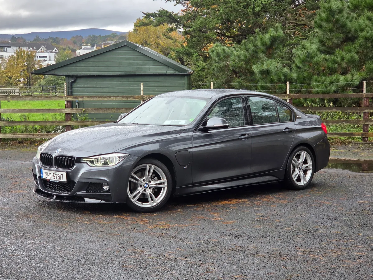 BMW 330e hybrid - Image 2