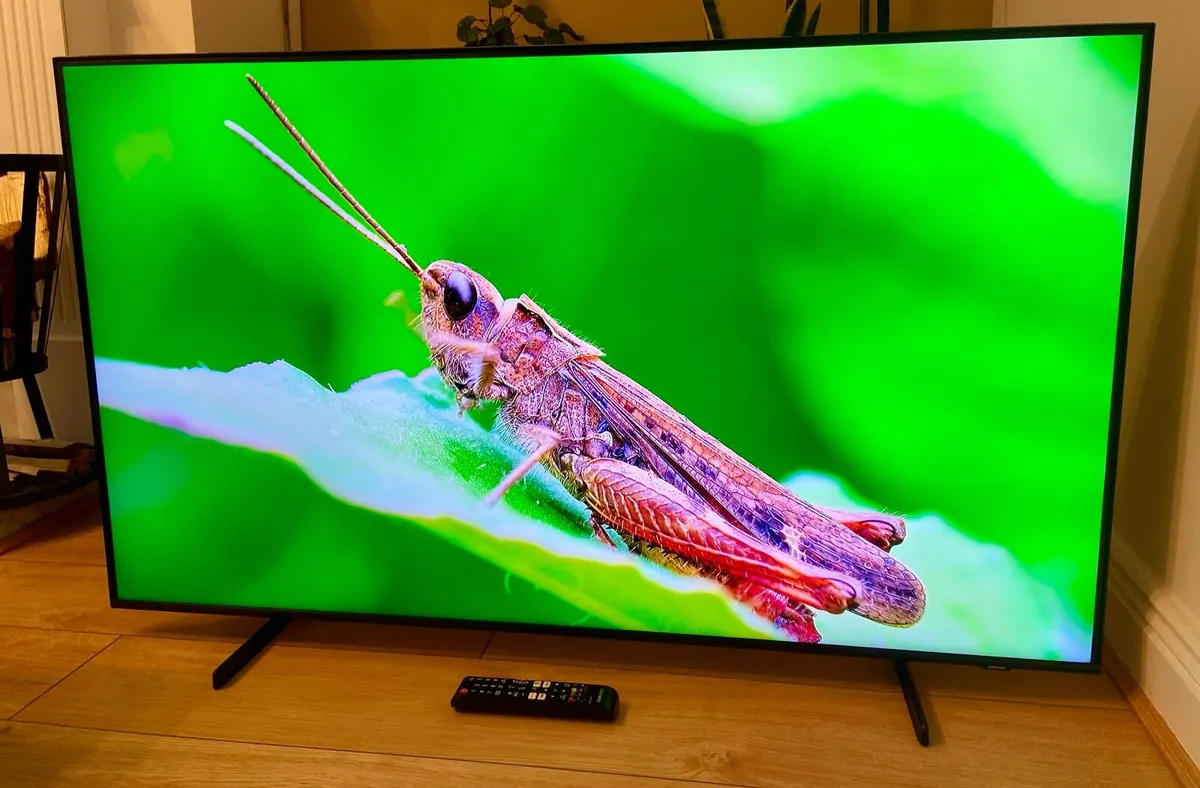 Samsung 50” QLED 4K Smart TV - Image 2