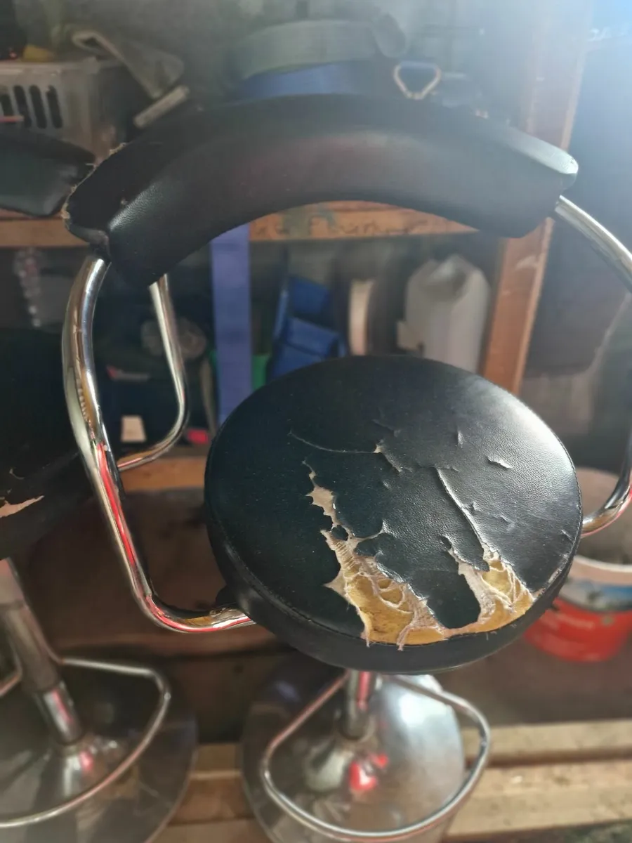 Bar stools - Image 3