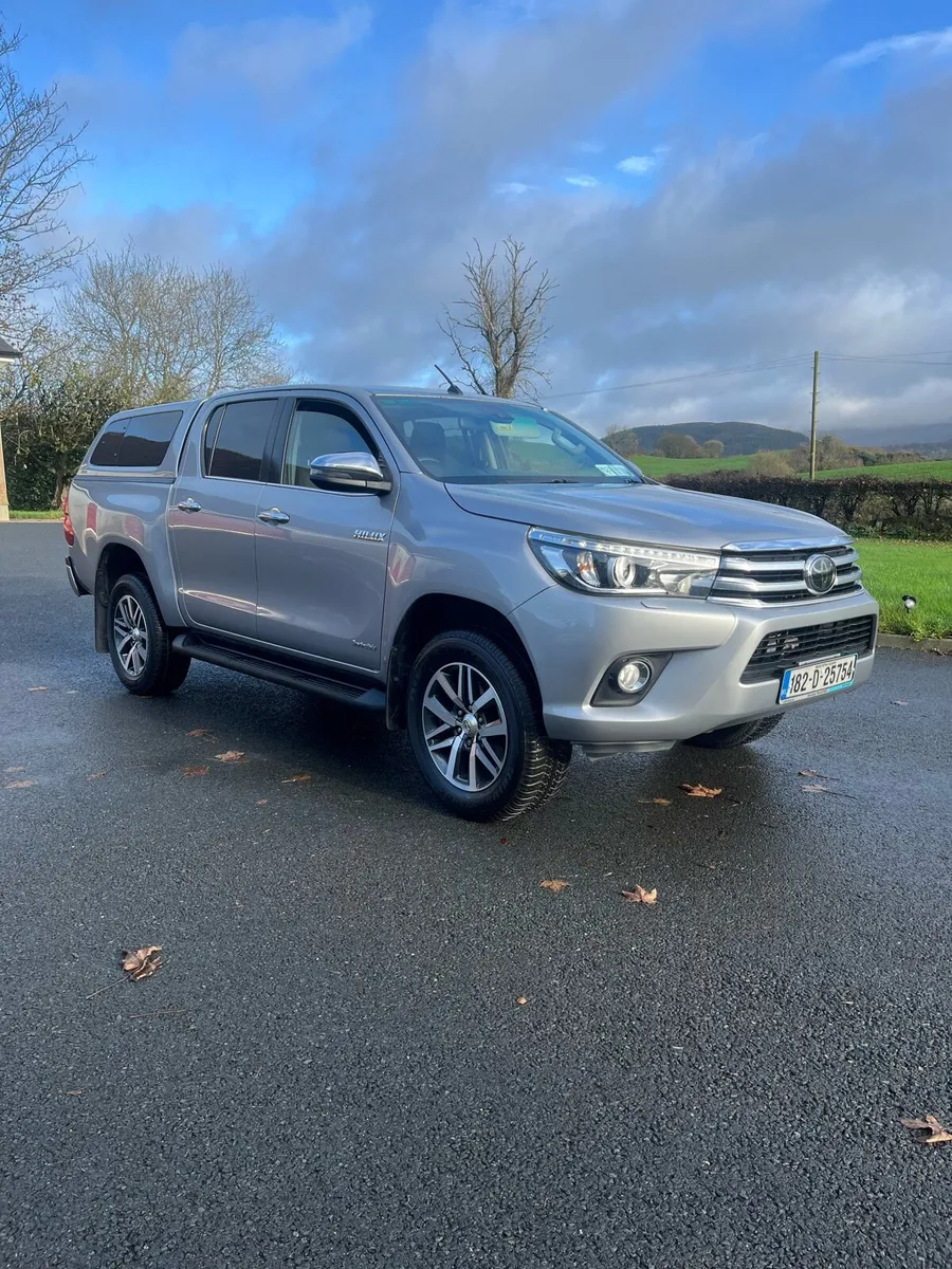 Toyota Hilux invincible no vat - Image 2