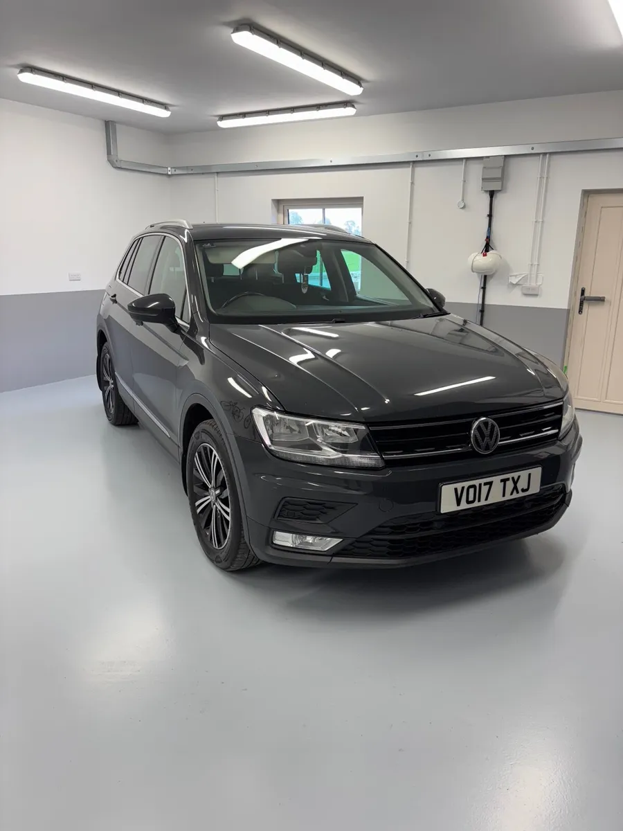 Volkswagen Tiguan 2017 - Image 3