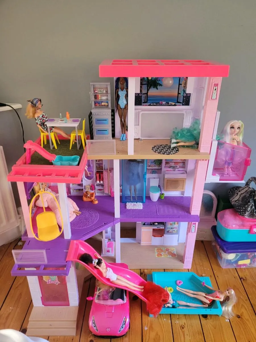 Barbie Dream House - Image 1