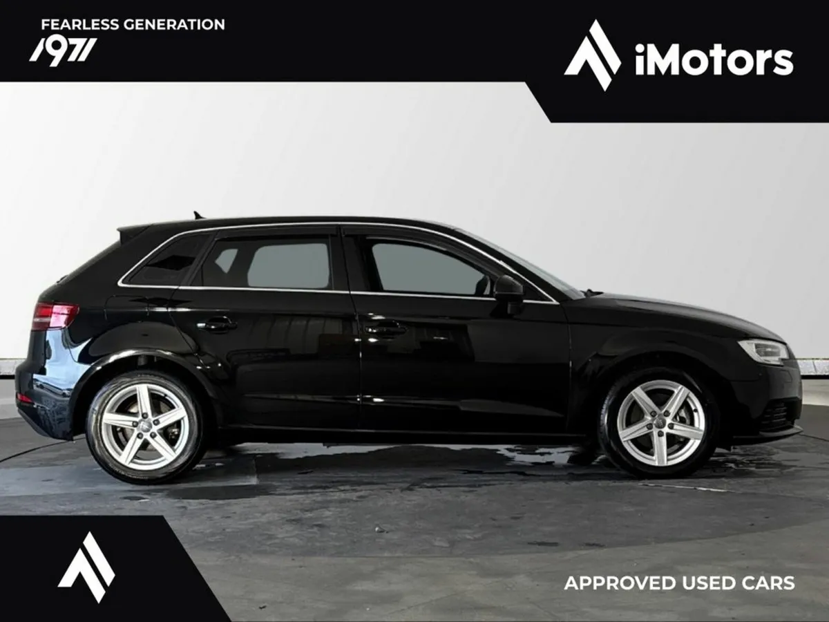 Audi A3 SE AUTOMATIC - Image 2