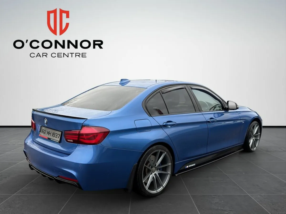 BMW 3-Series 320D SHADOW EDIITON “Looks that kill, - Image 4