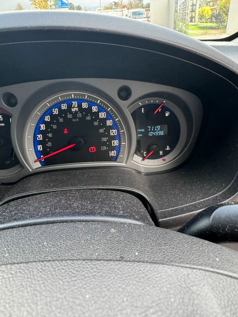 2009 Isuzu DMAX Crew cab Commercial - Image 4