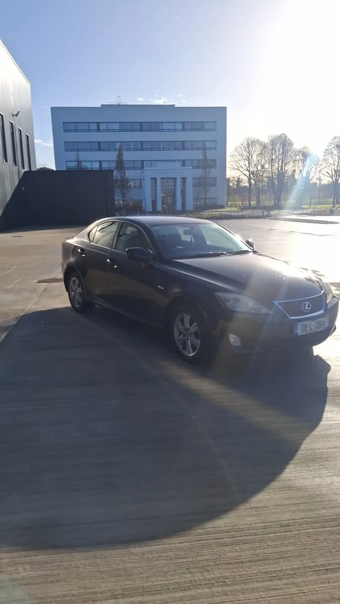 2008 Lexus is220D - Image 3