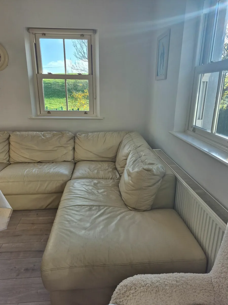 Leather Sofa L Shaped 2 pieces - Image 4