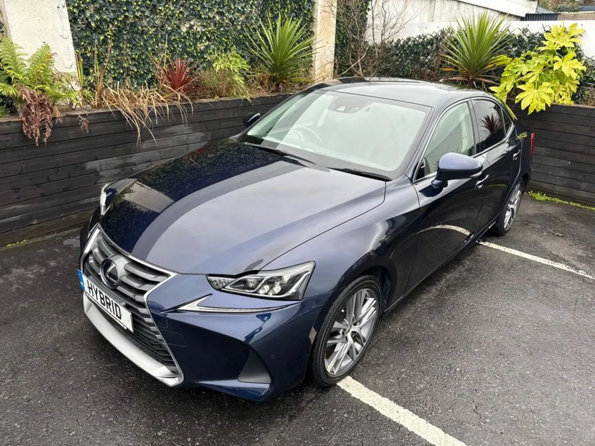 Lexus IS 2.5 HYBRID / EX HIGH SPEC / TAX €180 - Image 3