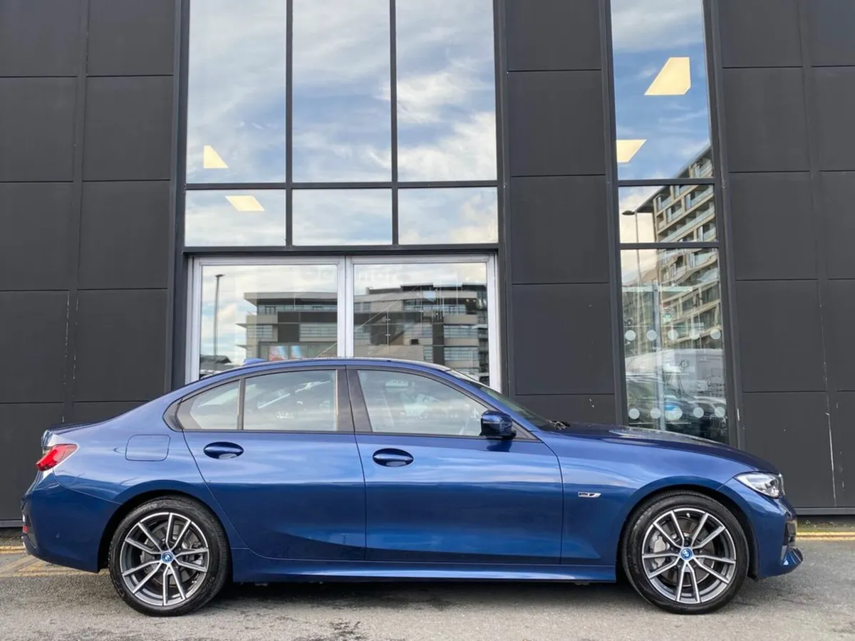 BMW 3-Series **SOLD** - Image 4