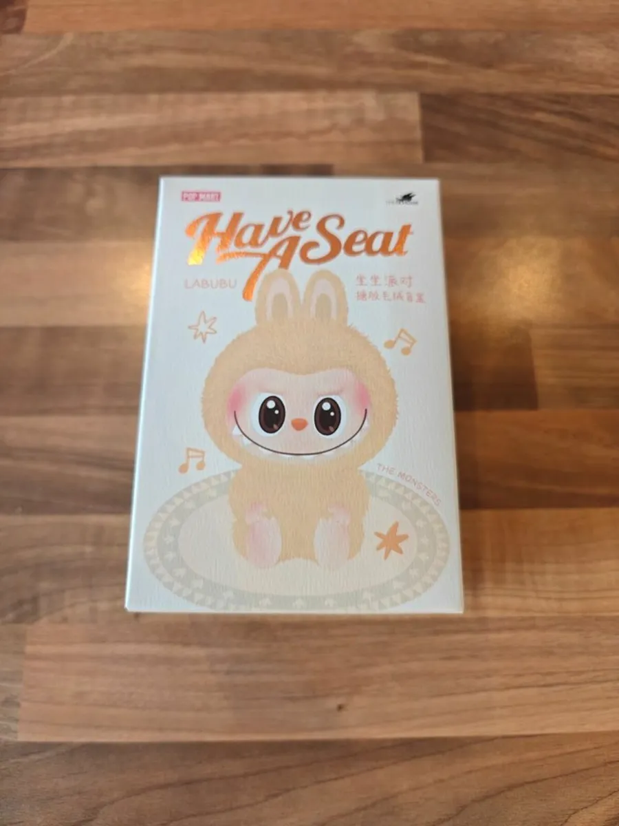 Pop Mart - Labubu - Have a Seat - Image 1