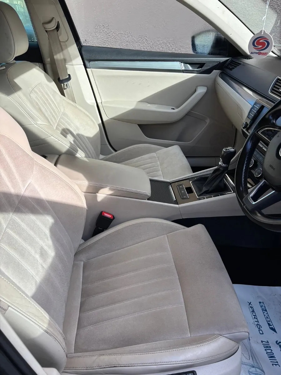 Skoda Superb 2017 - Image 1