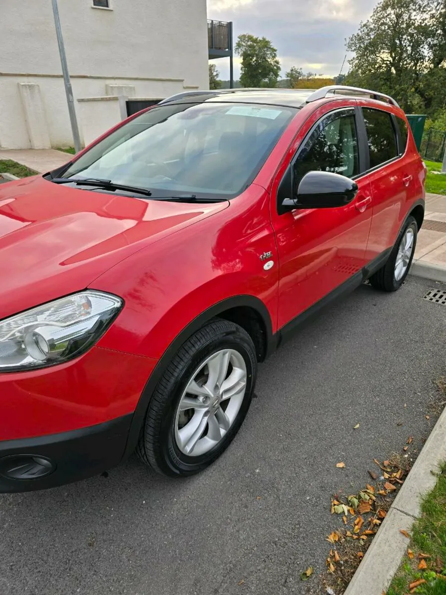 2010 Nissan qashqai N-tec 1.5 Diseal in grate cond - Image 3