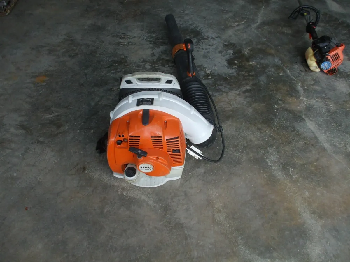 leaf blower - Image 1