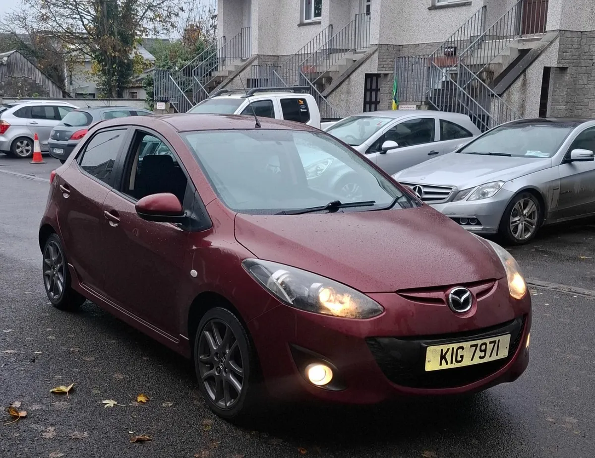 Mazda 2 venture edition 2012 quick sale - Image 1
