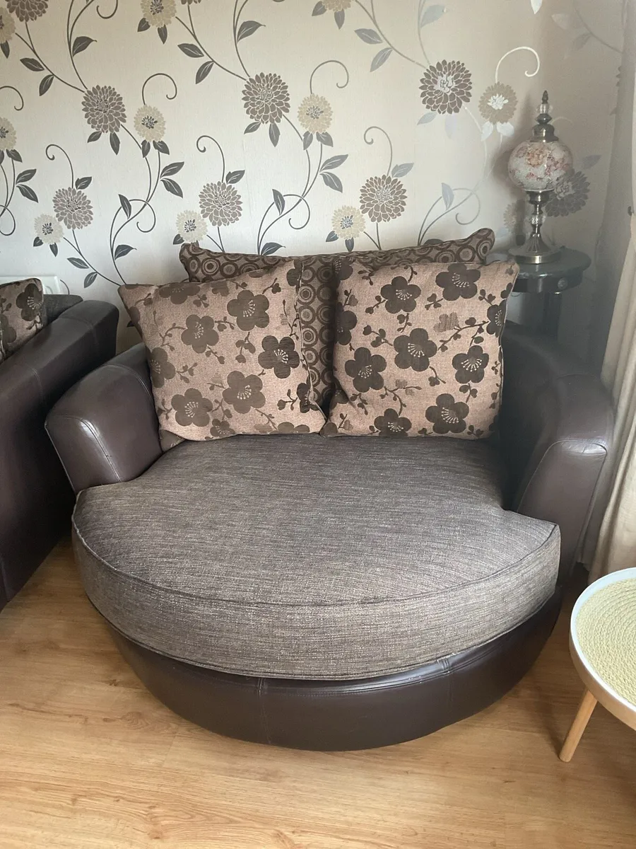 3 piece suite - Image 3