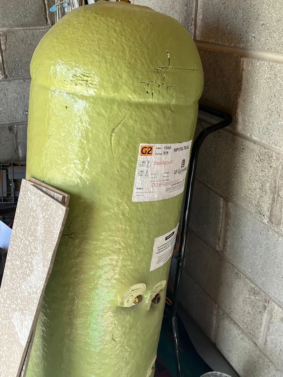 Water cylinder for heat pump - Image 1