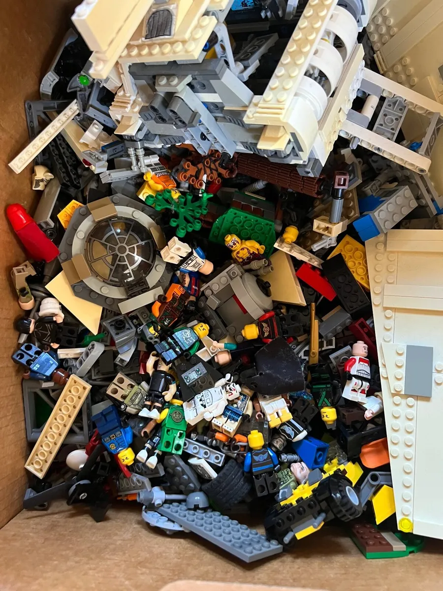 Lego bundle - Image 3