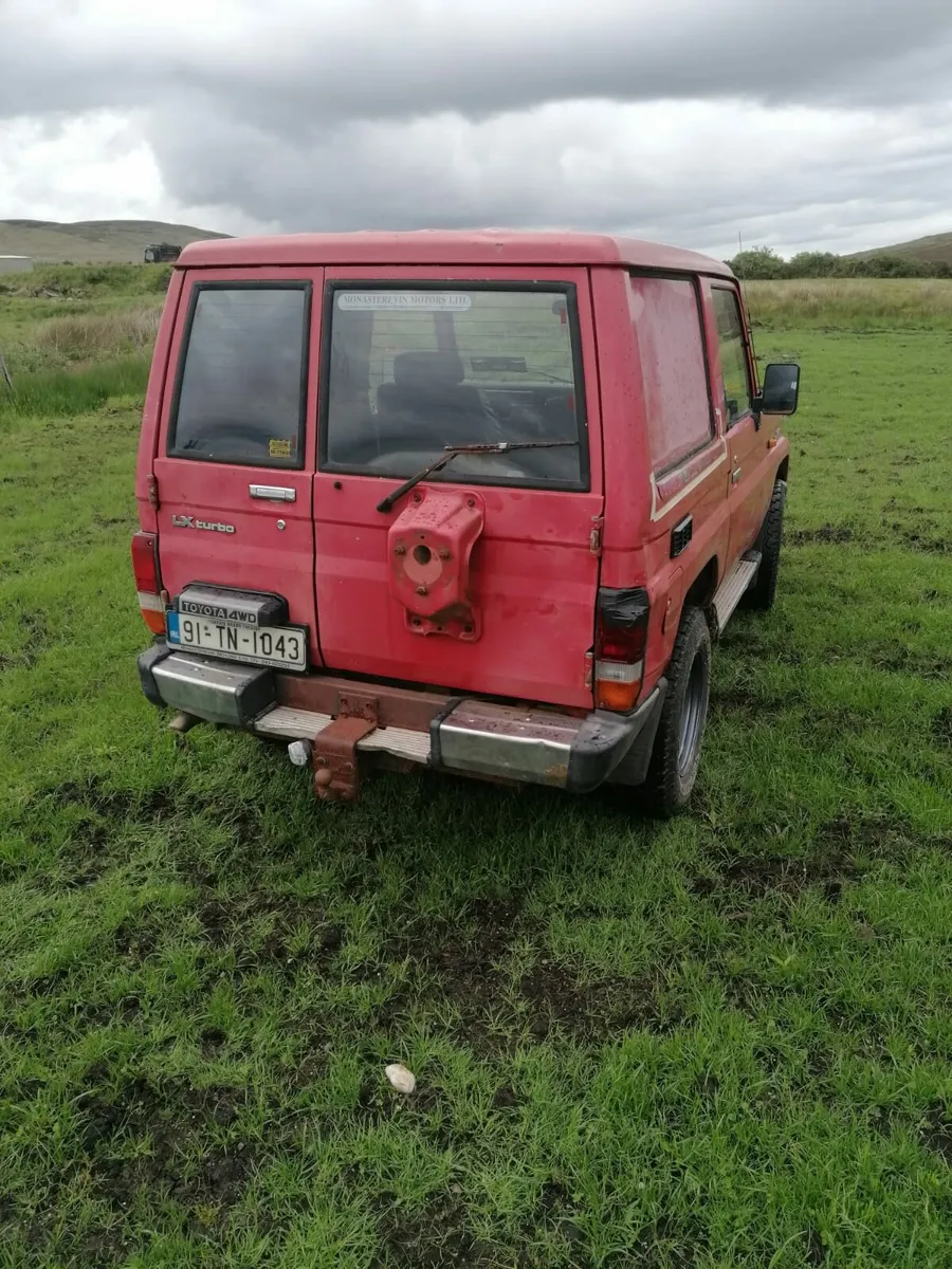 Toyota Landcruiser - Image 4