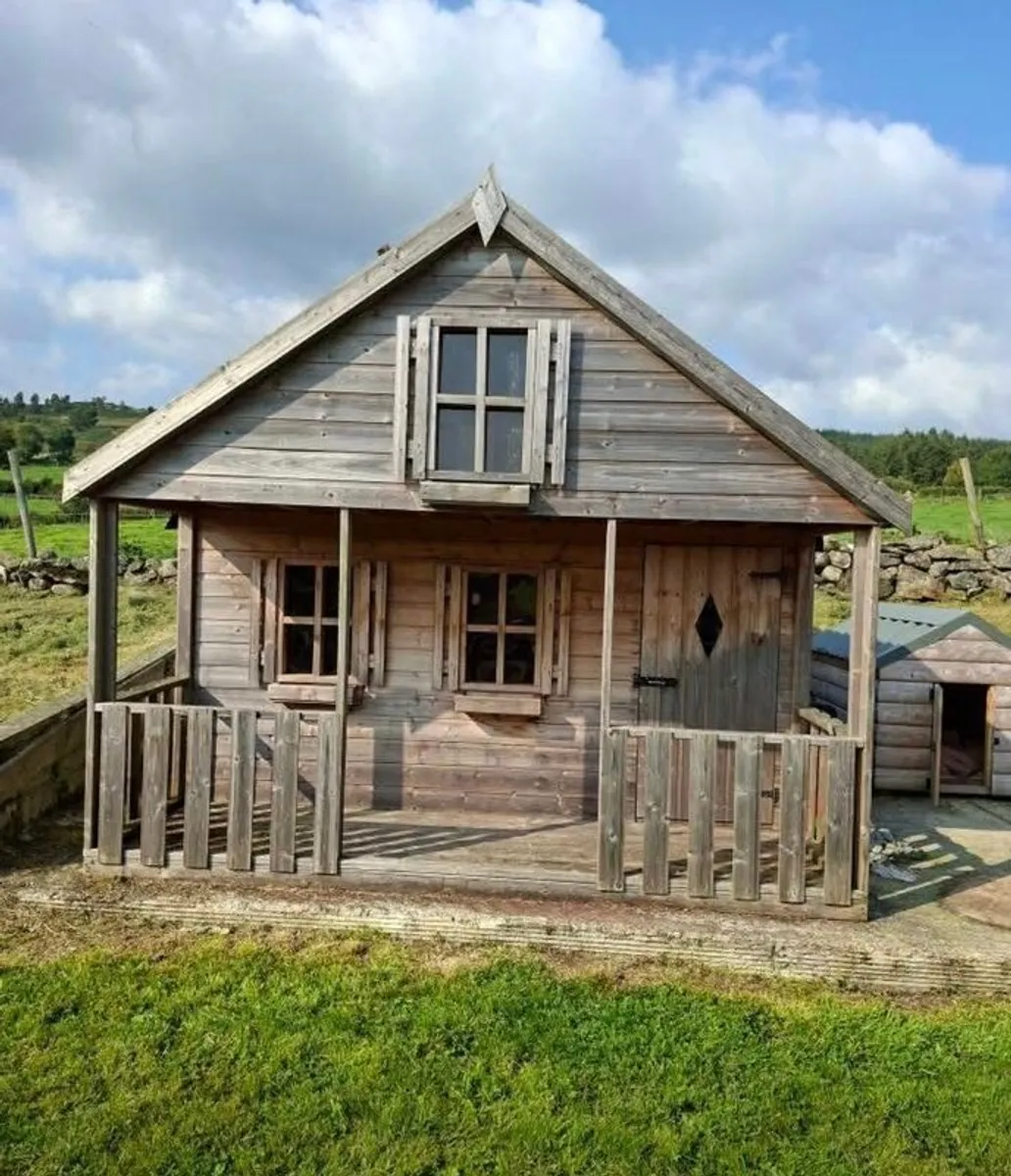 Children's Playhouse - Image 1