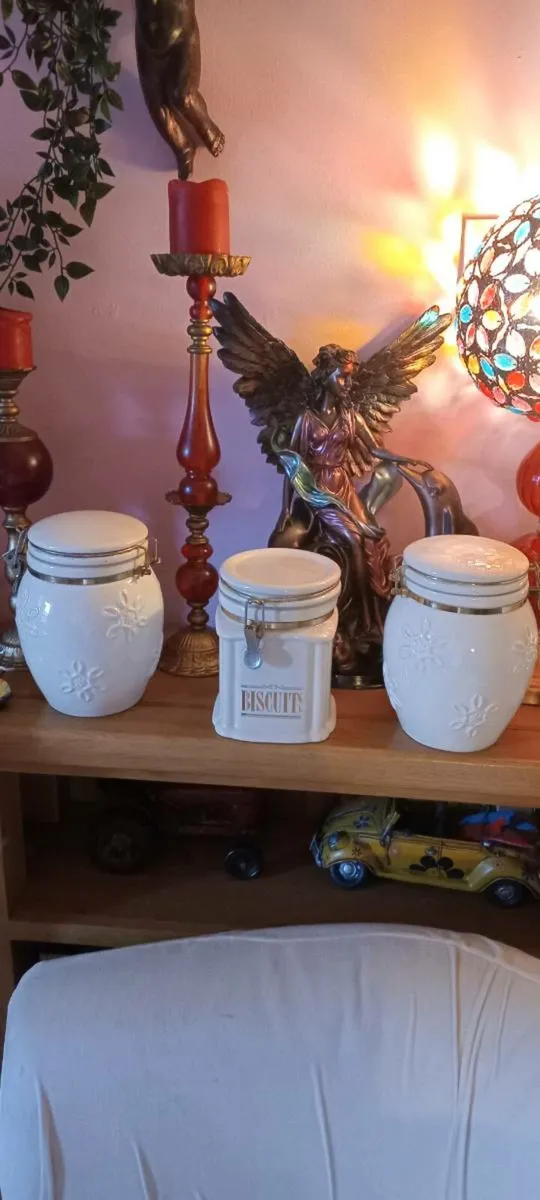 Porcelain Cookie & Biscuit Jars