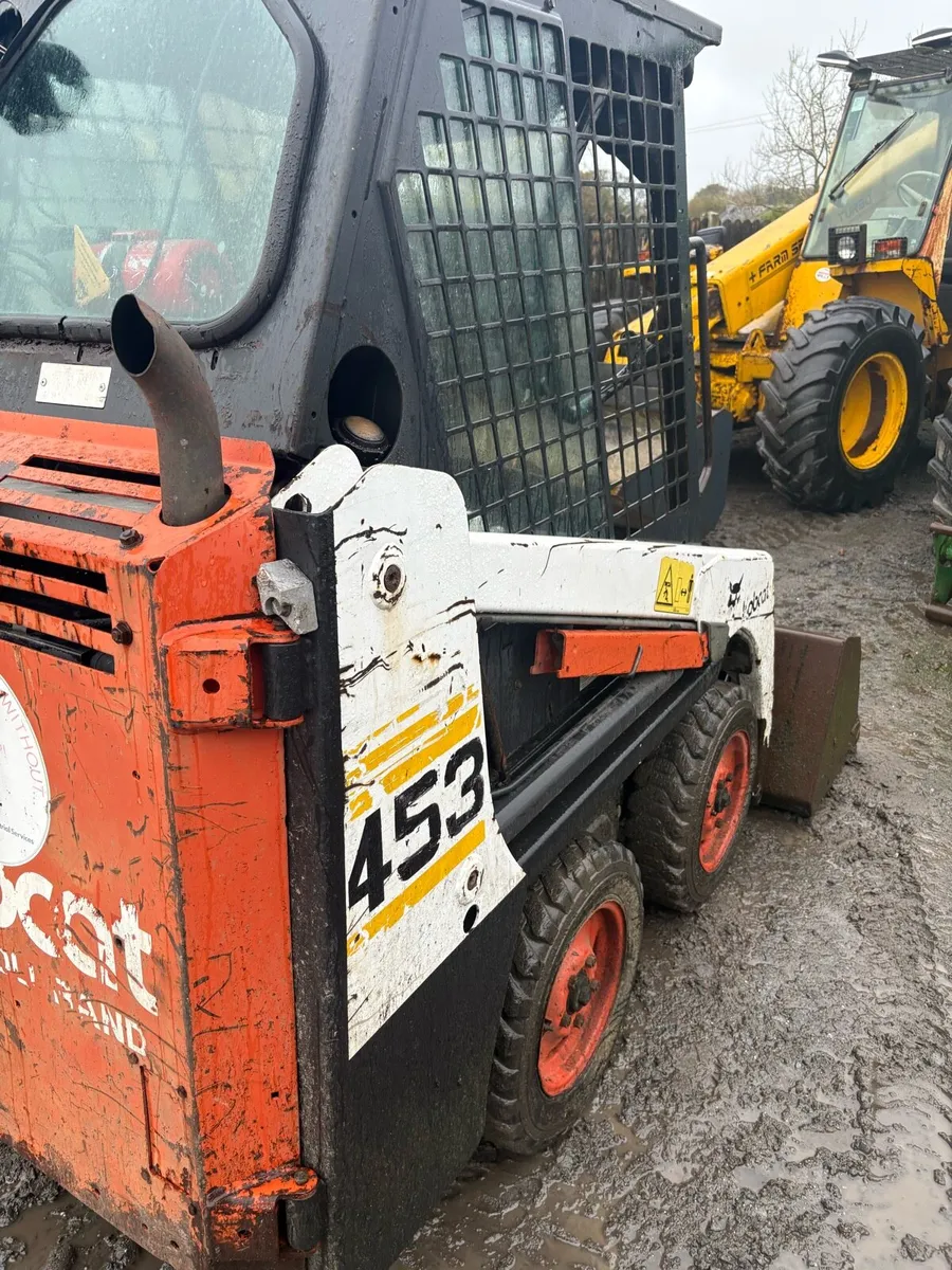Skid steer loader - Image 4