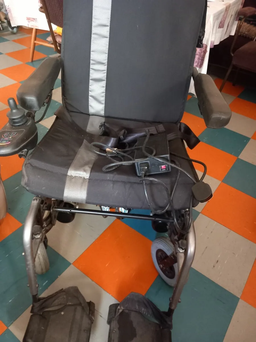 Electric Wheelchair - Image 2